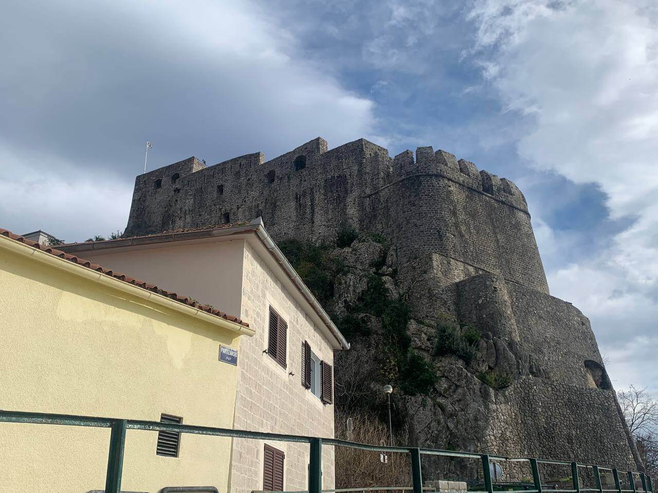 Херцег Нови